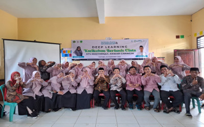 MTs Masyariqul Anwar Caringin Gelar Sosialisasi dan Workshop Deep Learning Kurikulum Berbasis Cinta